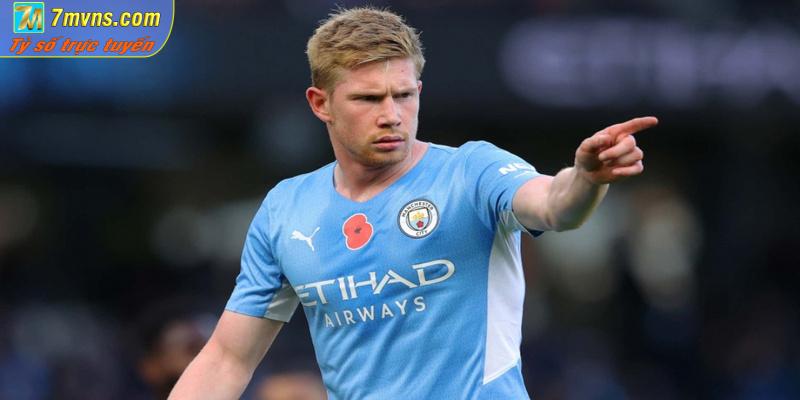 De Bruyne trở lại sau chấn thương, Manchester City như hổ mọc thêm cánh